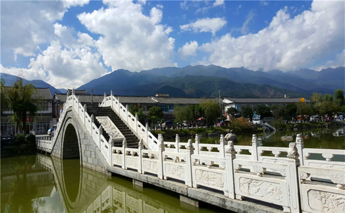 临沂附近一日游好玩地方地下大峡谷
